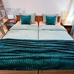 Apartment Peak 102